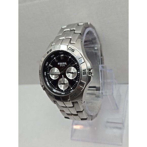 Fossil BQ-9404 Red Black Dial Day Date Watch Stainless Steel 10 ATM New Battery - Picture 2 of 11